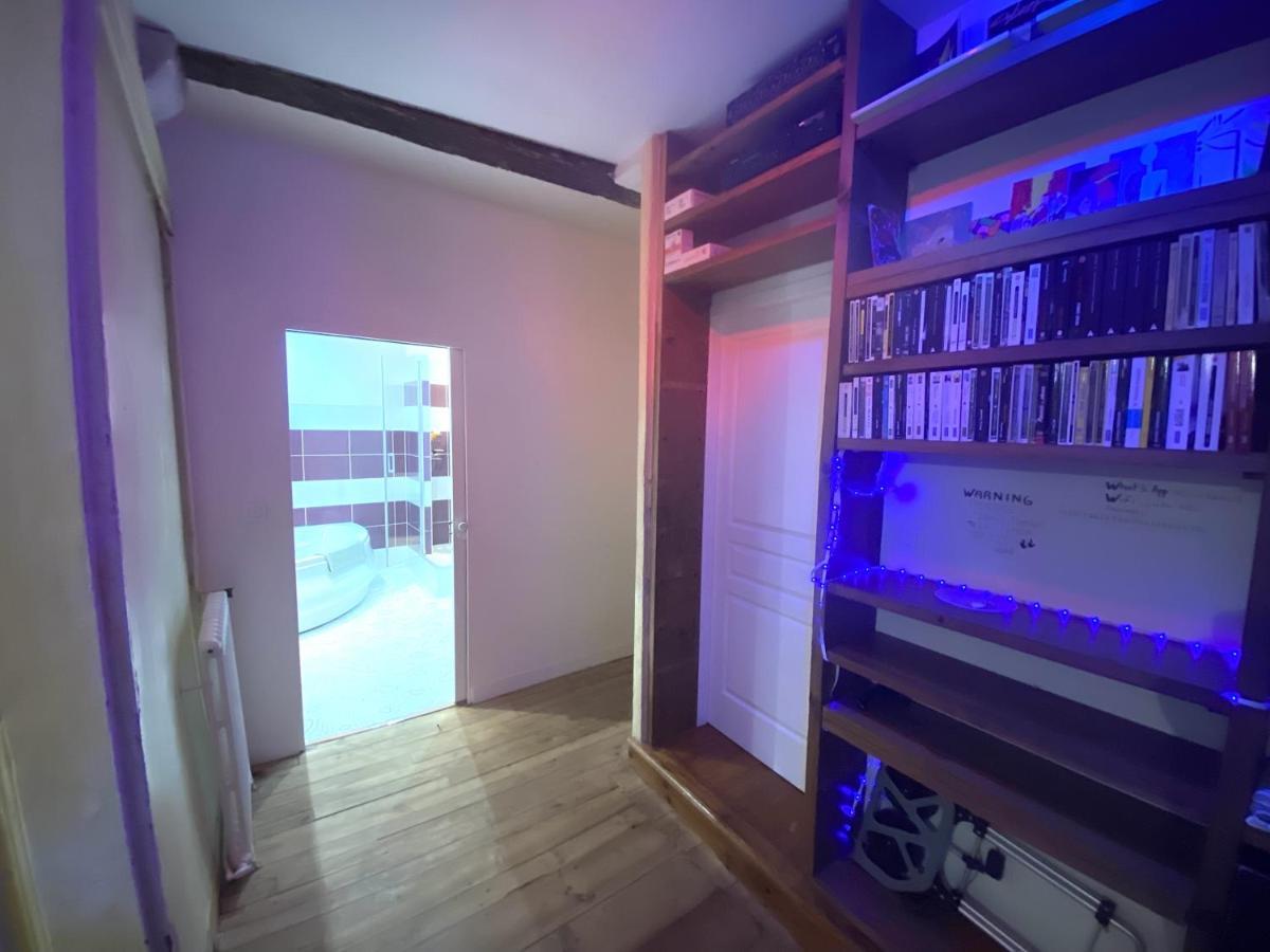 Floydroom'S Pau Chambre Hotes Dans Appartement Partage Proche Chateau Zewnętrze zdjęcie