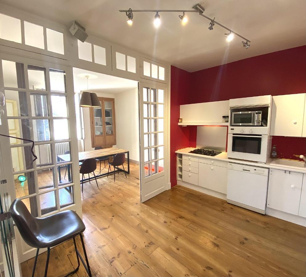 Floydroom'S Pau Chambre Hotes Dans Appartement Partage Proche Chateau Zewnętrze zdjęcie